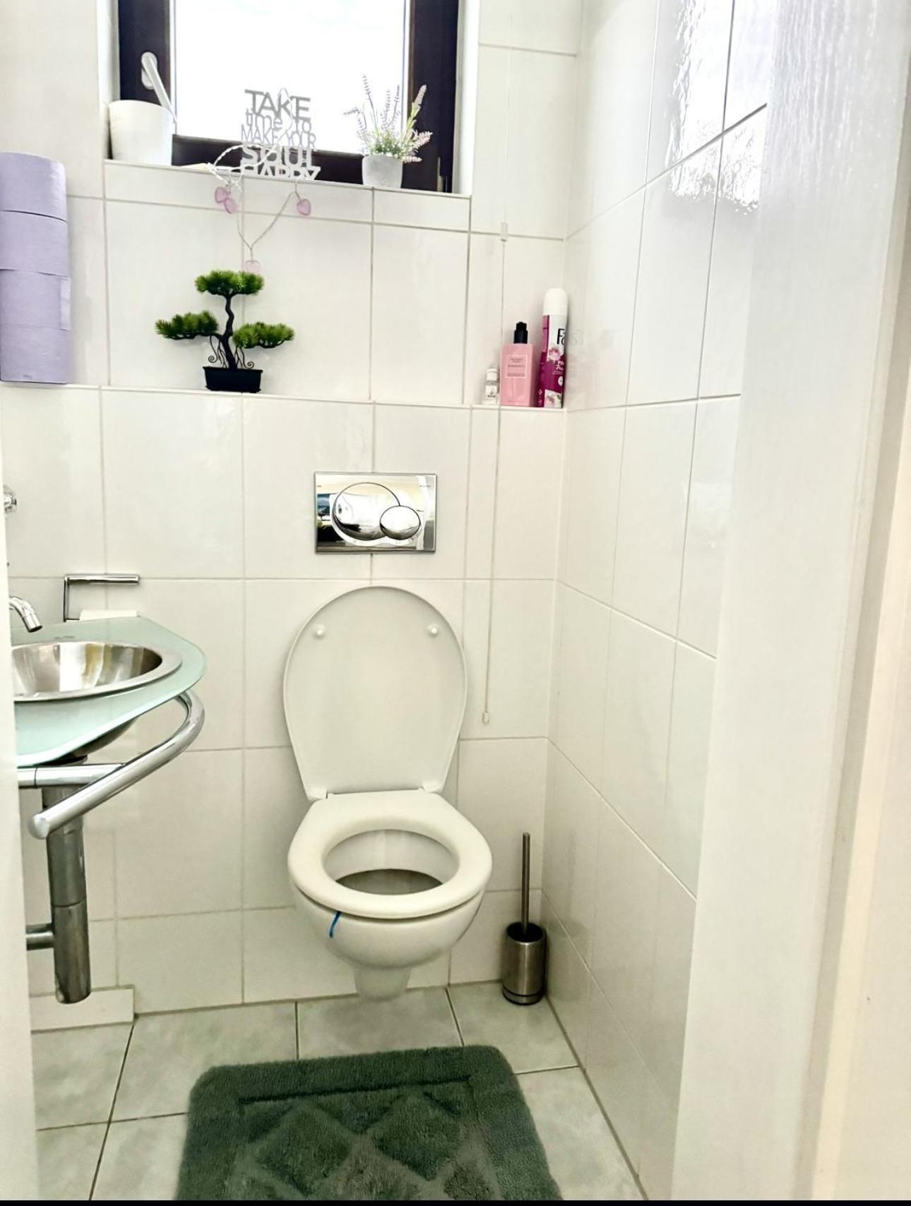 Magisches Doppelzimmer Mit Atemberaubender Wasserfall-Wand In Seligenstadt Zewnętrze zdjęcie